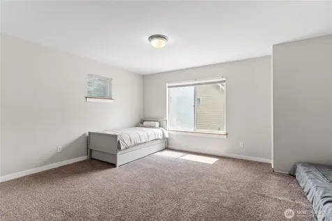 1505 49th Street SW Everett WA 98203