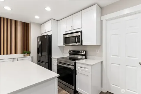 1505 49th Street SW Everett WA 98203