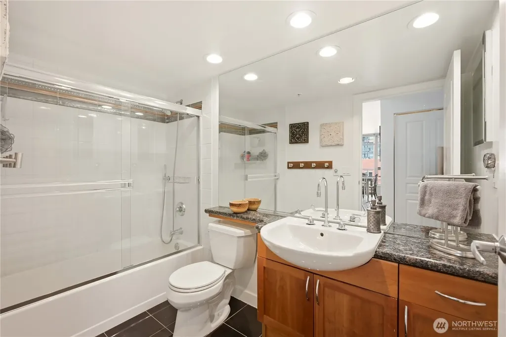 2929 1st Avenue Seattle WA 98121