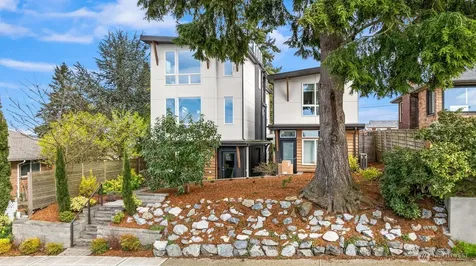 6710 36th Avenue SW Seattle WA 98126