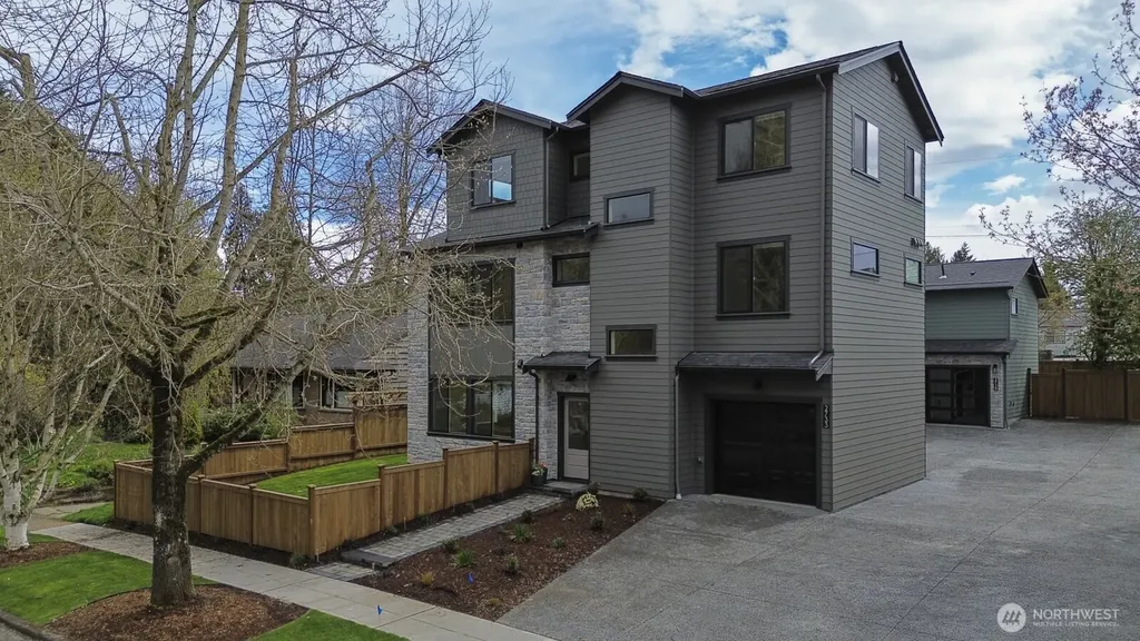 2733 NE 87th Street Seattle WA 98115