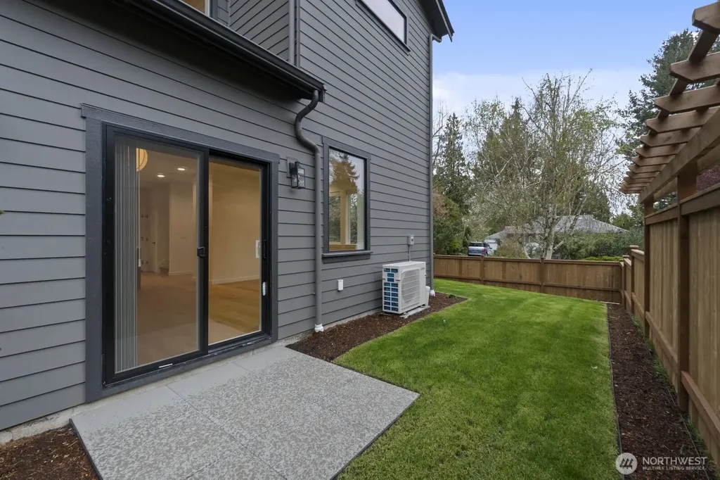 2733 NE 87th Street Seattle WA 98115