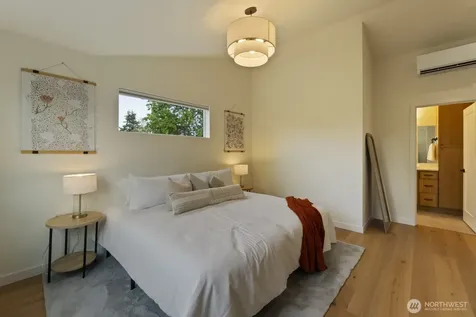 2733 NE 87th Street Seattle WA 98115