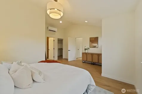 2733 NE 87th Street Seattle WA 98115