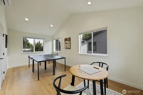 2733 NE 87th Street Seattle WA 98115