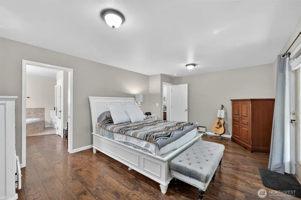 6898 Golf View Drive Lynden WA 98264