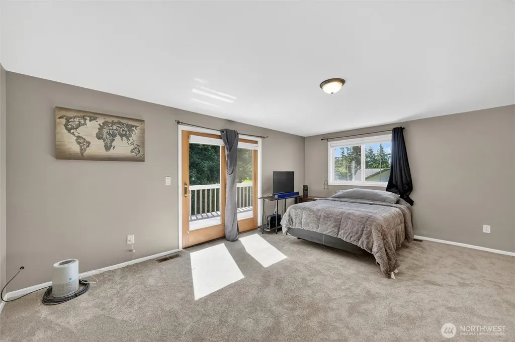 6898 Golf View Drive Lynden WA 98264