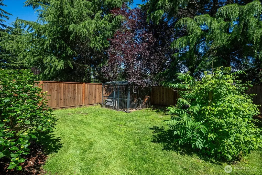 6898 Golf View Drive Lynden WA 98264