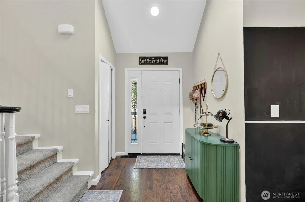 6898 Golf View Drive Lynden WA 98264