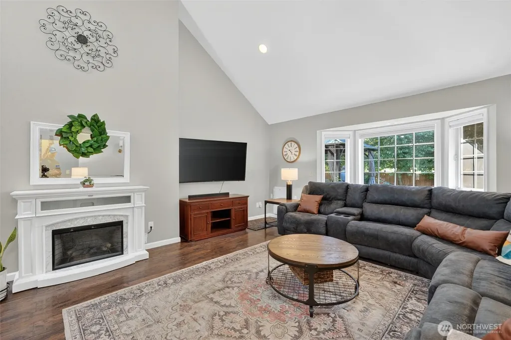 6898 Golf View Drive Lynden WA 98264