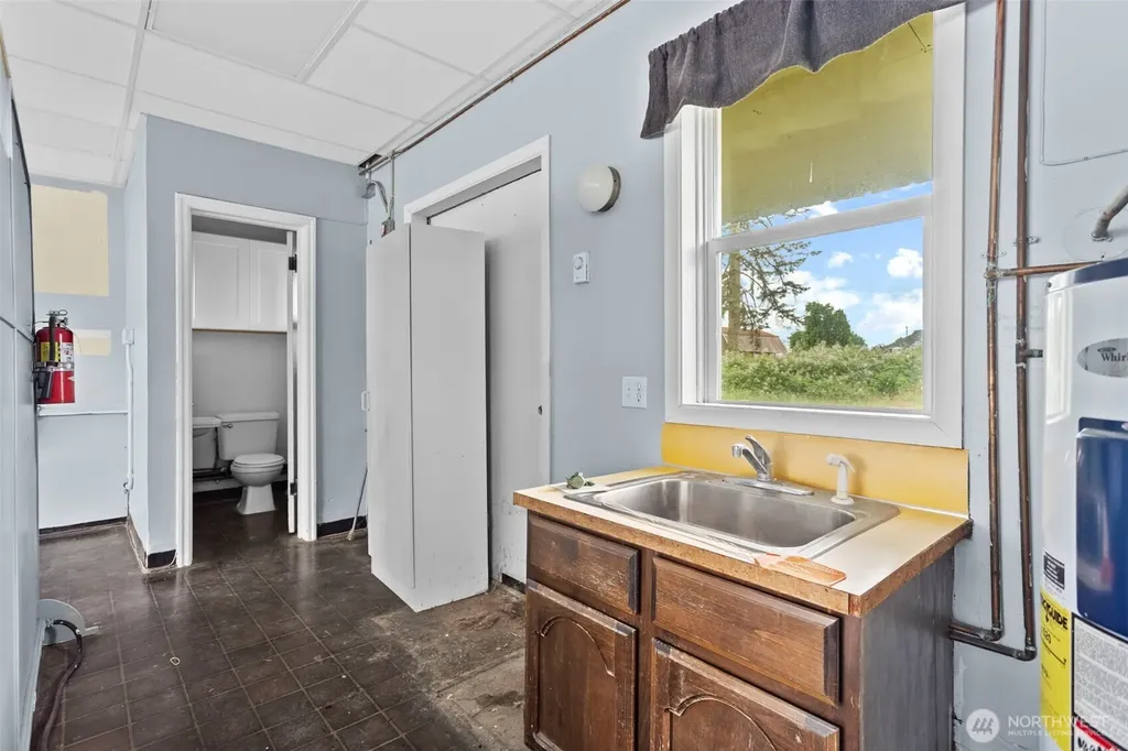 629 Park Street Woodland WA 98674