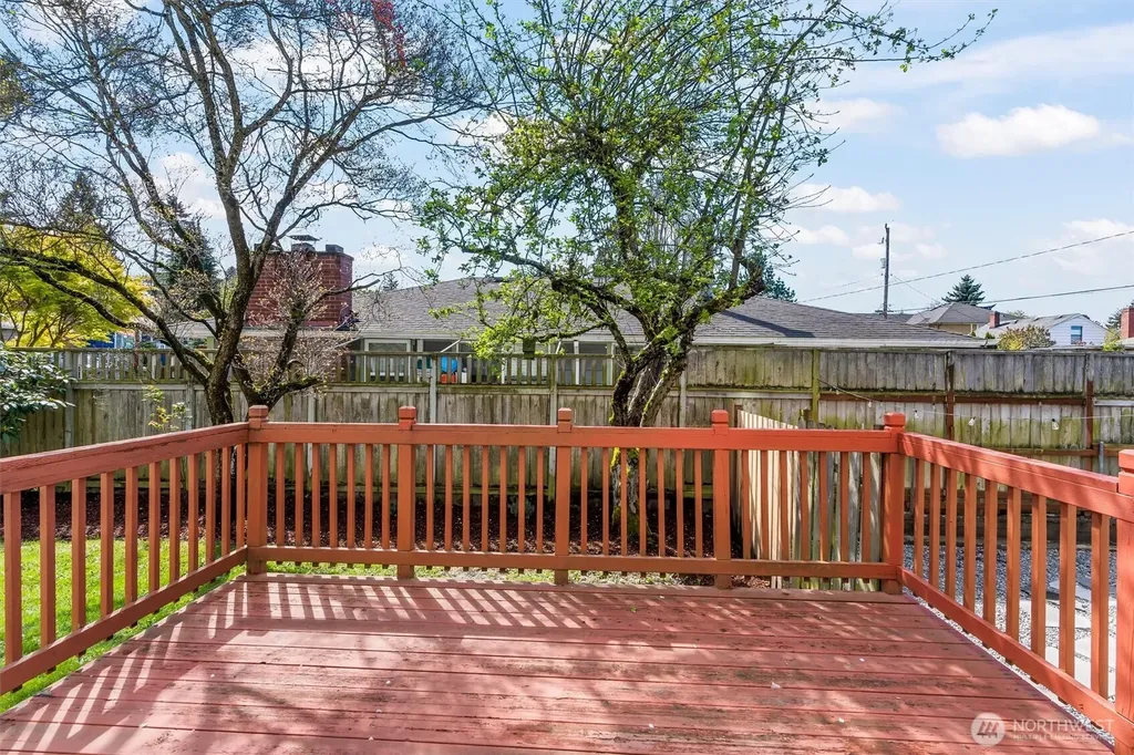 8109 15th Avenue SW Seattle WA 98106