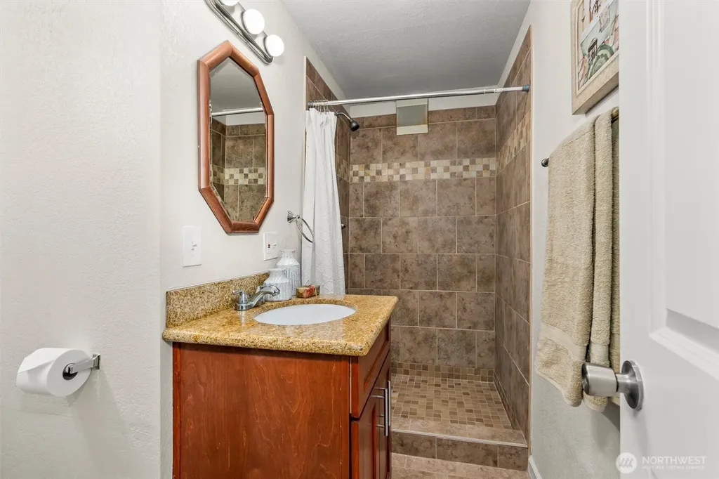 8109 15th Avenue SW Seattle WA 98106