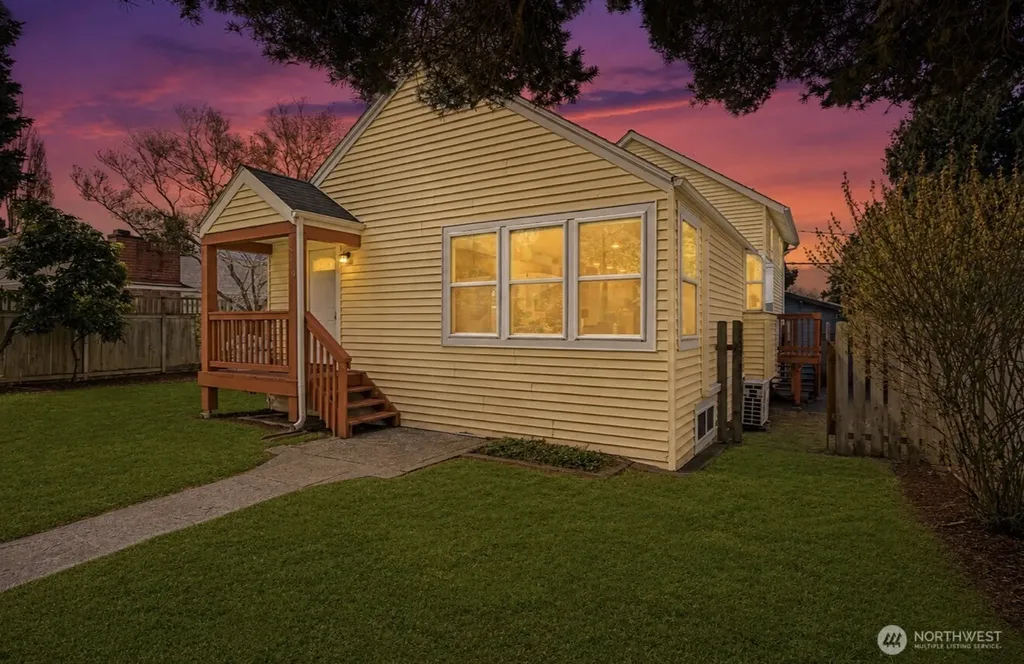 8109 15th Avenue SW Seattle WA 98106