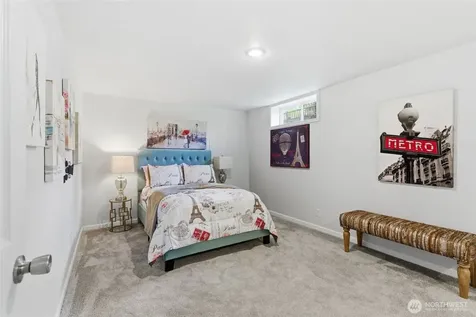 8109 15th Avenue SW Seattle WA 98106