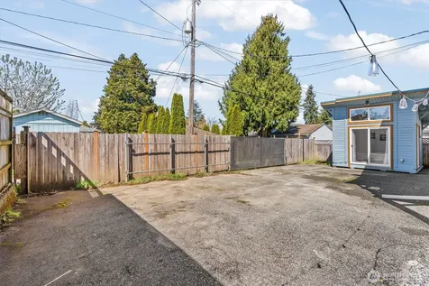 8109 15th Avenue SW Seattle WA 98106