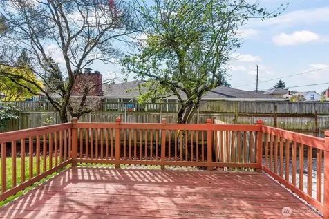 8109 15th Avenue SW Seattle WA 98106