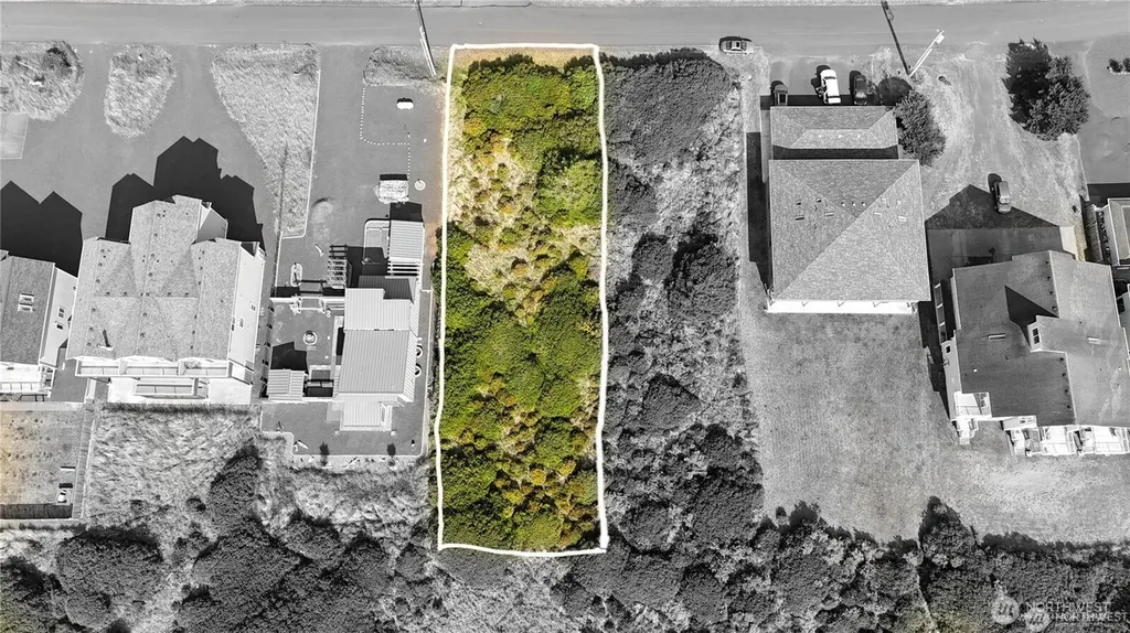 1017 S Sand Dune Ave SW Ocean Shores WA 98569