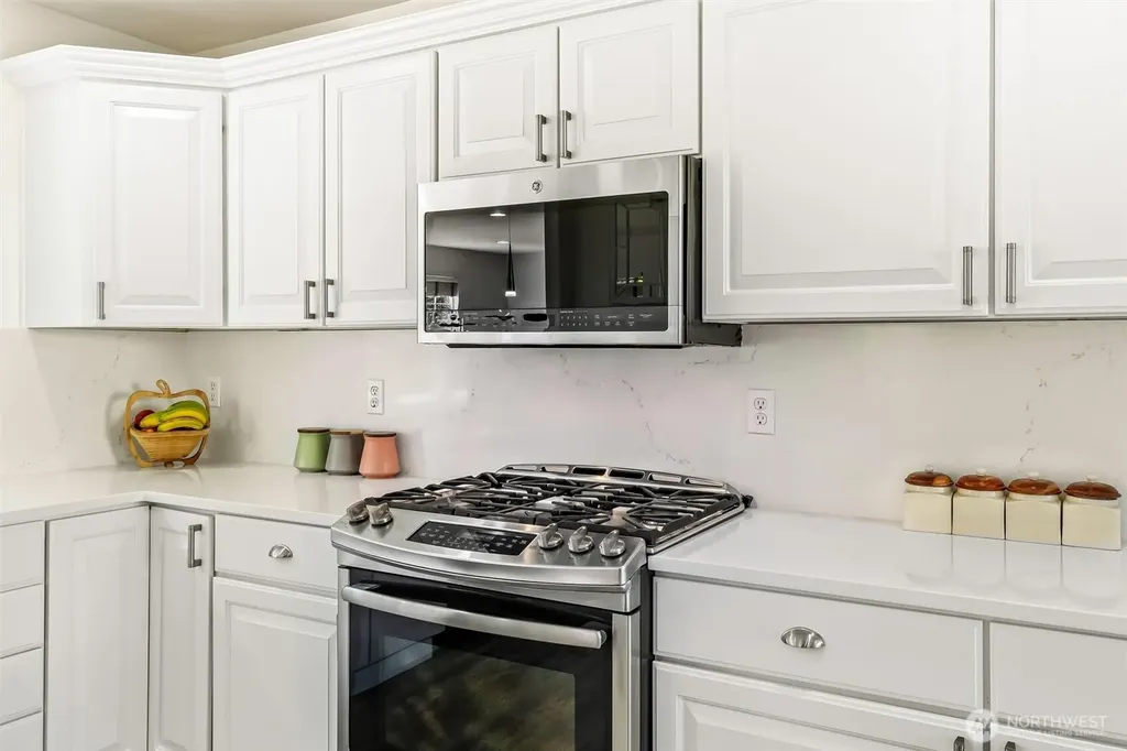 10184 225th Terrace NE Redmond WA 98053