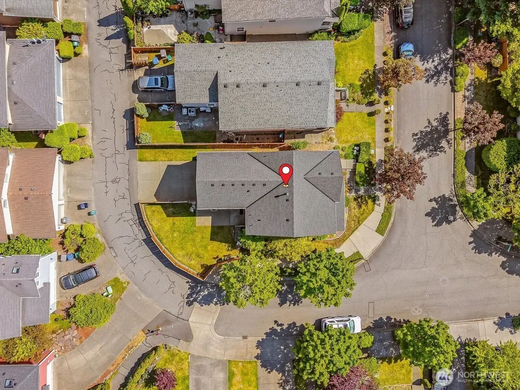 10184 225th Terrace NE Redmond WA 98053