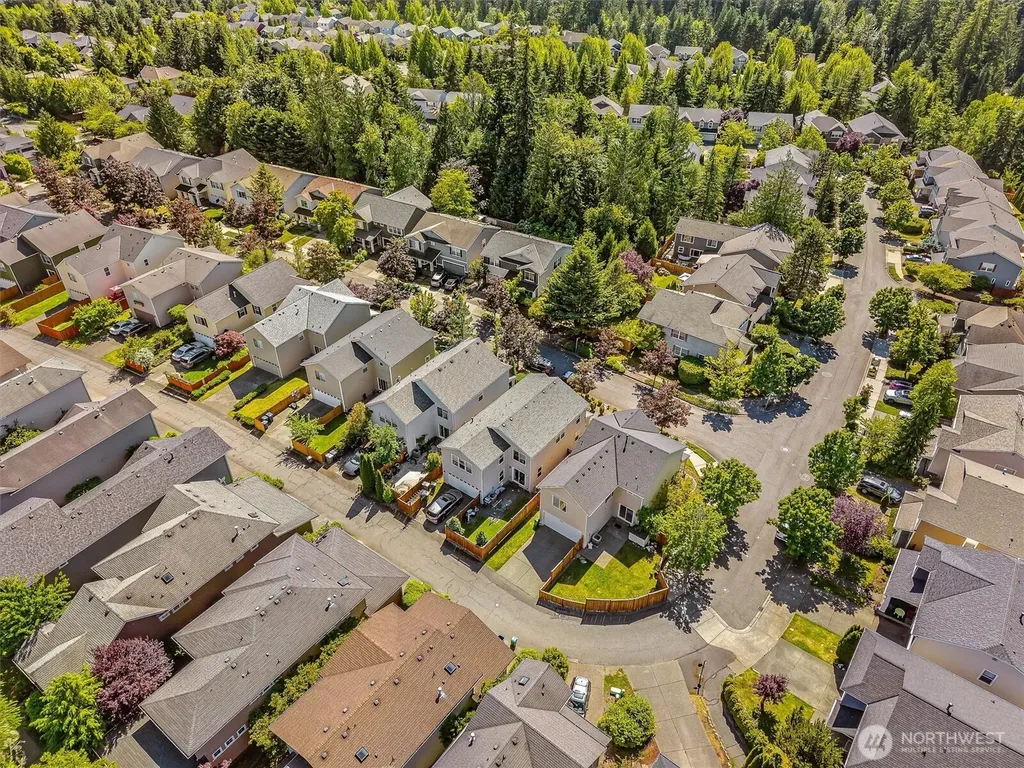 10184 225th Terrace NE Redmond WA 98053
