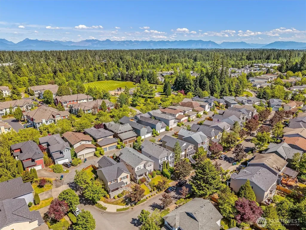 10184 225th Terrace NE Redmond WA 98053