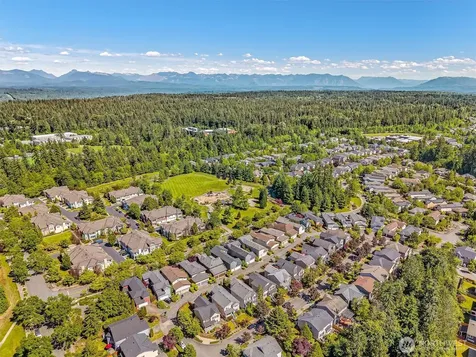 10184 225th Terrace NE Redmond WA 98053