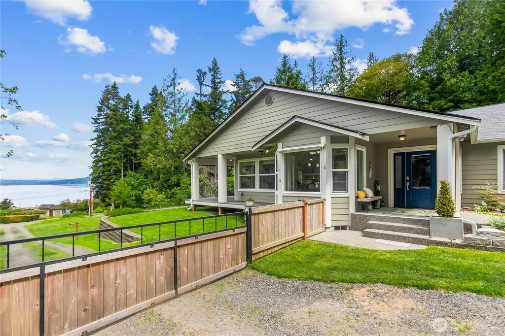 29955 Scenic Drive NE Poulsbo WA 98370