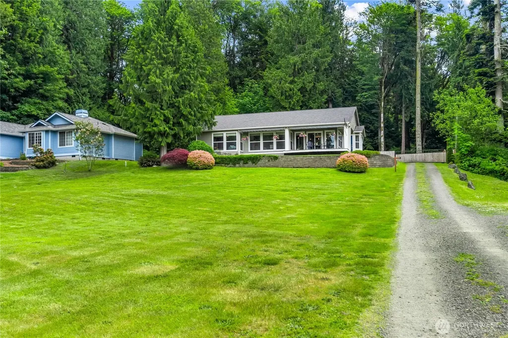 29955 Scenic Drive NE Poulsbo WA 98370