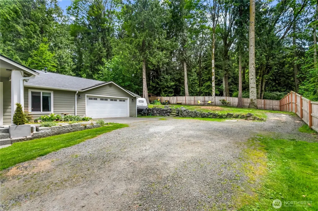 29955 Scenic Drive NE Poulsbo WA 98370