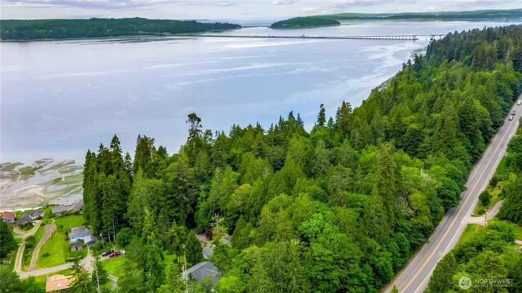 29955 Scenic Drive NE Poulsbo WA 98370