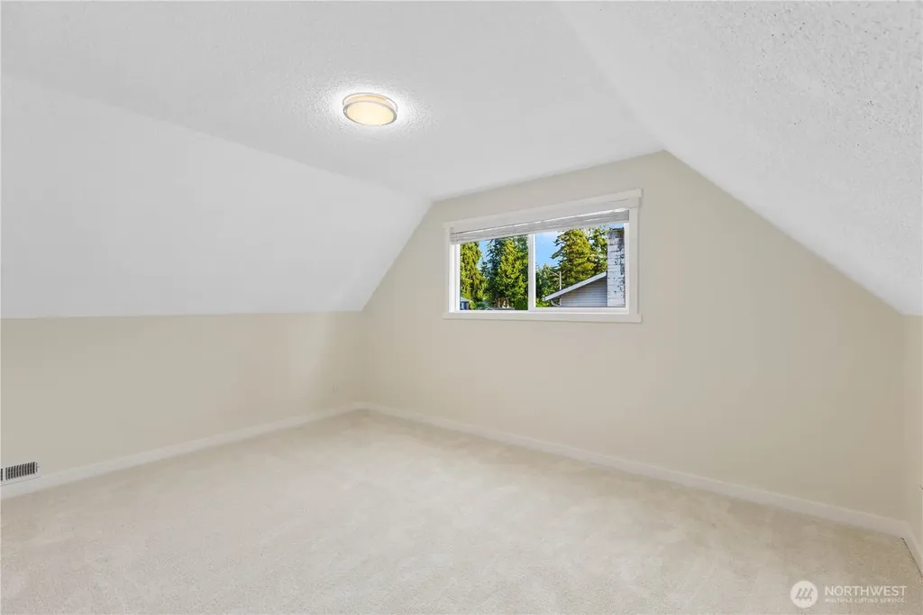 14009 145th Avenue SE Renton WA 98059