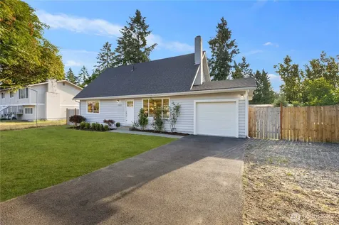 14009 145th Avenue SE Renton WA 98059