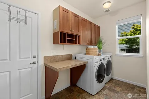 13758 174th Avenue SE Renton WA 98059