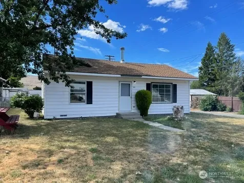 530 16th Street Bridgeport WA 98813
