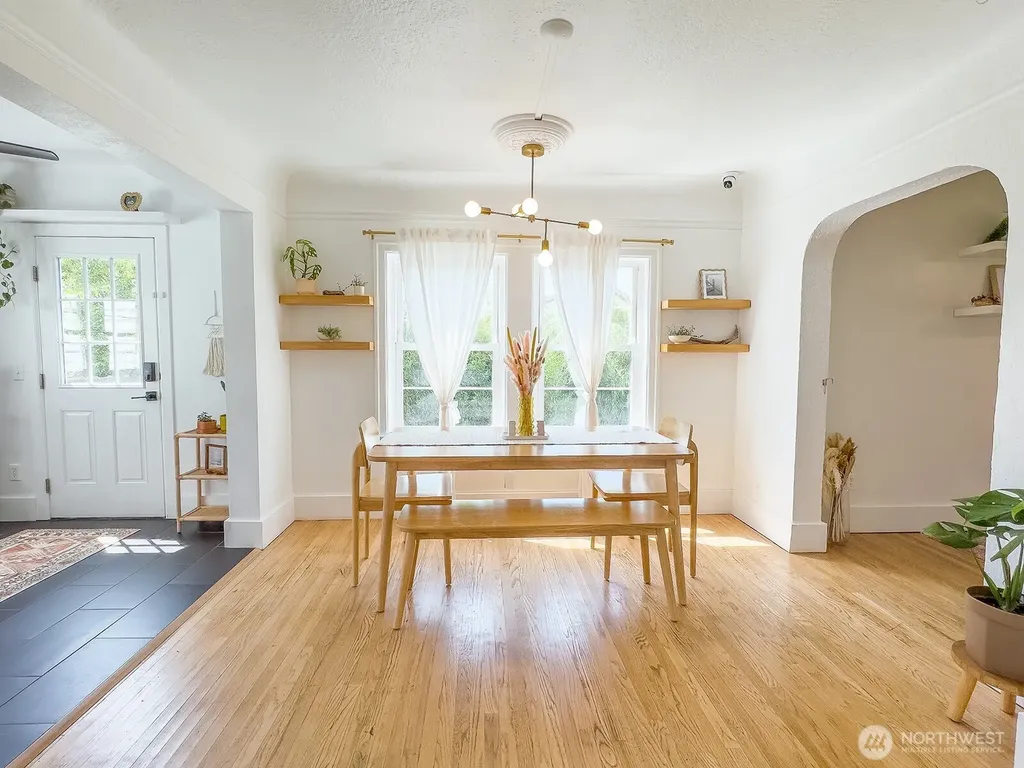 2127 8th Street Bremerton WA 98312