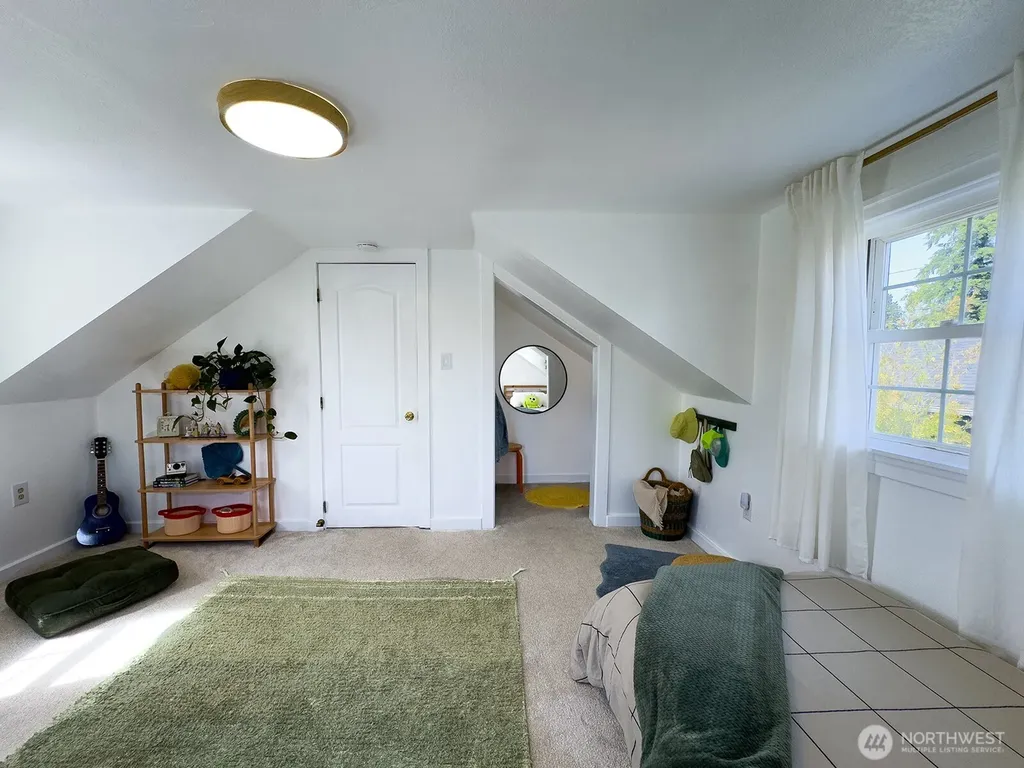 2127 8th Street Bremerton WA 98312