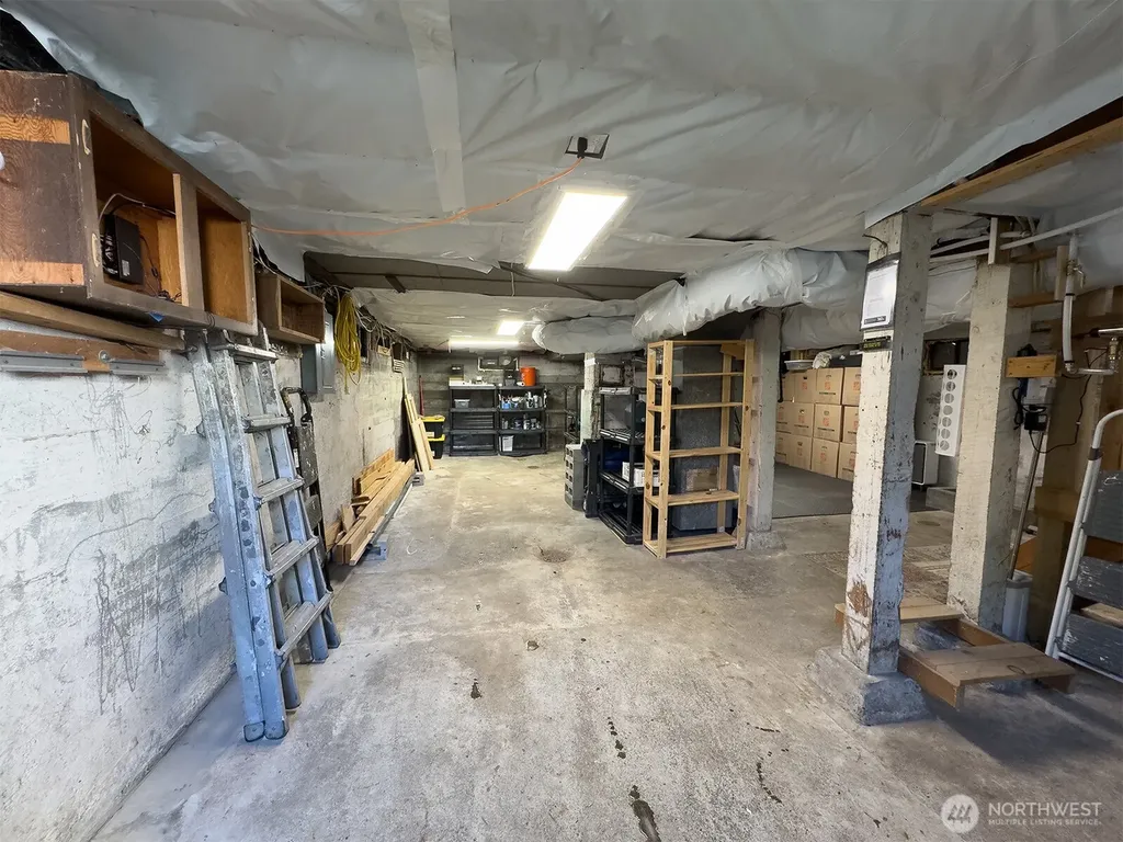 2127 8th Street Bremerton WA 98312