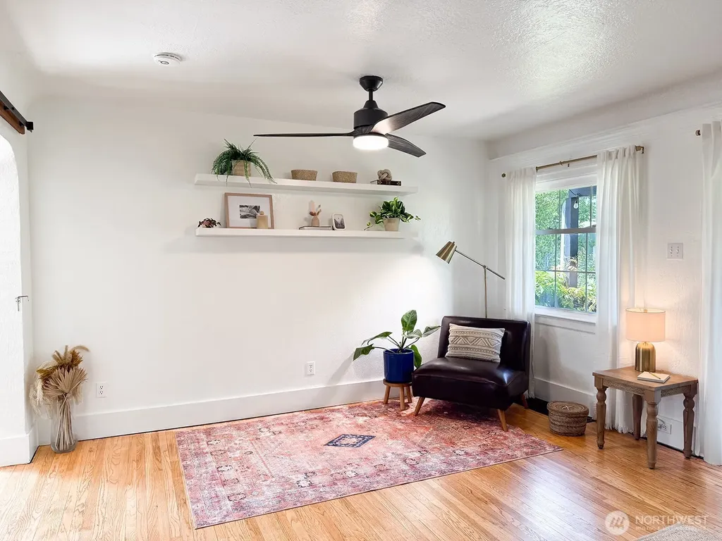 2127 8th Street Bremerton WA 98312