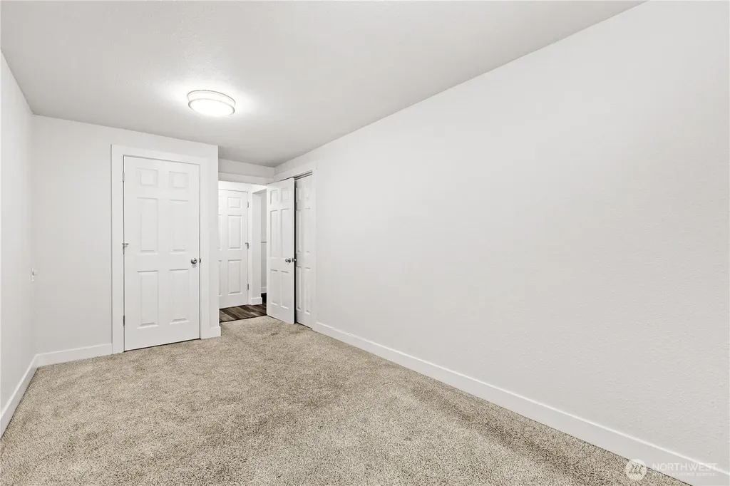 8823 S Yakima Avenue Tacoma WA 98444