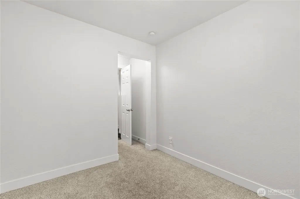 8823 S Yakima Avenue Tacoma WA 98444