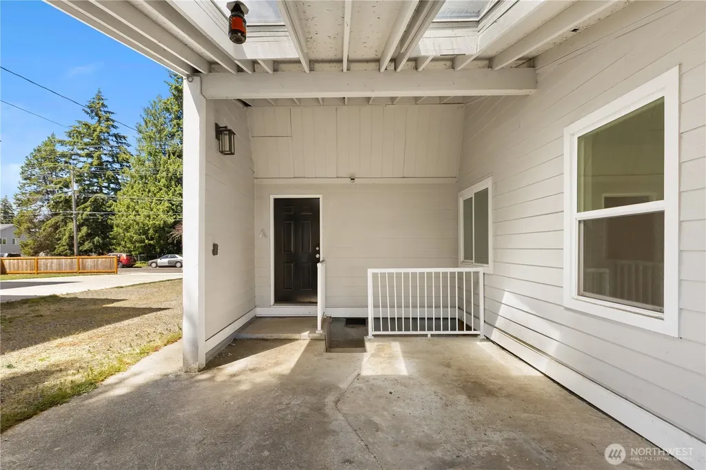 8823 S Yakima Avenue Tacoma WA 98444
