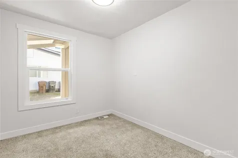 8823 S Yakima Avenue Tacoma WA 98444