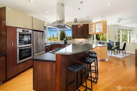 14740 SE 56th Street Bellevue WA 98006