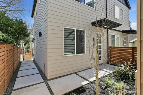 3324 35th Avenue S Seattle WA 98144