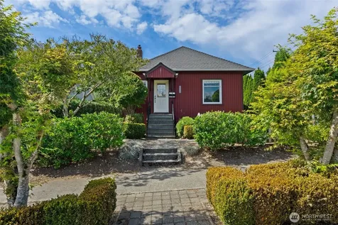 7841 12th Avenue NE Seattle WA 98115