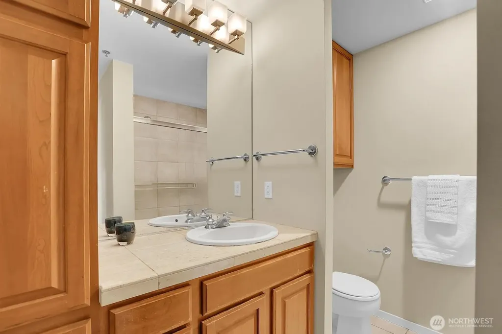 2801 1st Avenue Seattle WA 98121