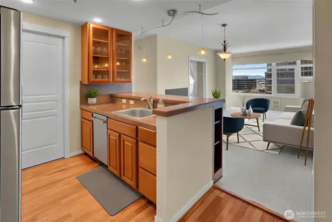 2801 1st Avenue Seattle WA 98121