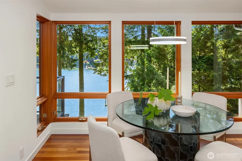 11515 Blue Heron Lane NE Bainbridge Island WA 98110