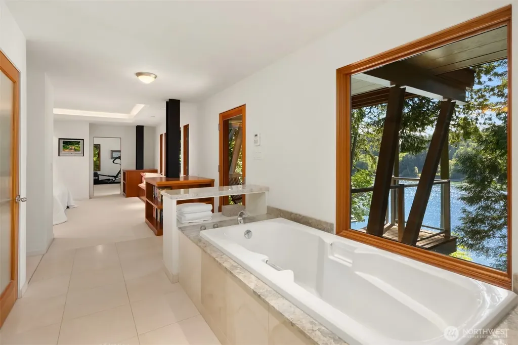 11515 Blue Heron Lane NE Bainbridge Island WA 98110